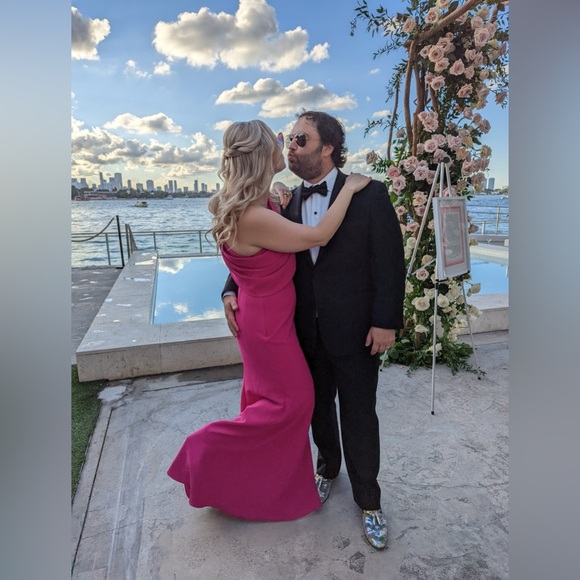 One shoulder formal gown - Picture 4 of 8